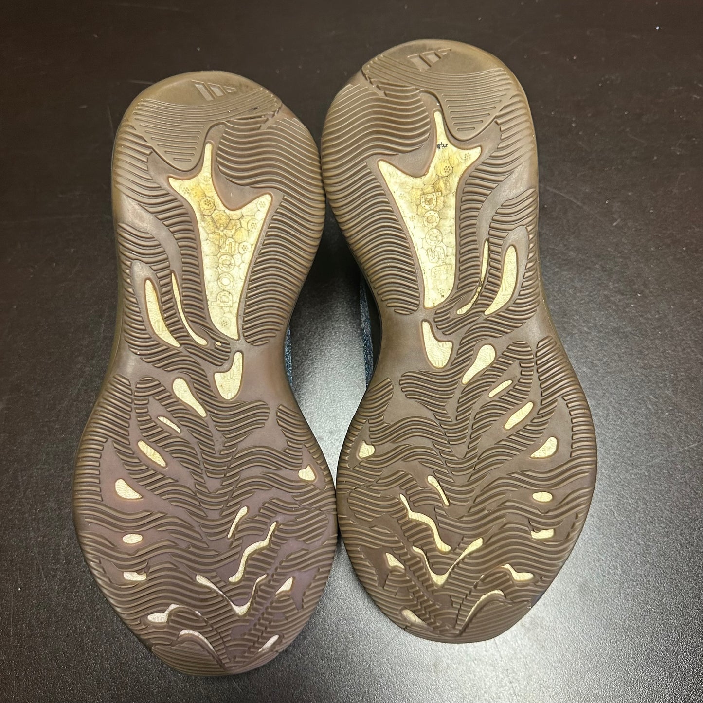 Yeezy 380 Covellite (Pre-Owned) (9.5) *NO BOX*