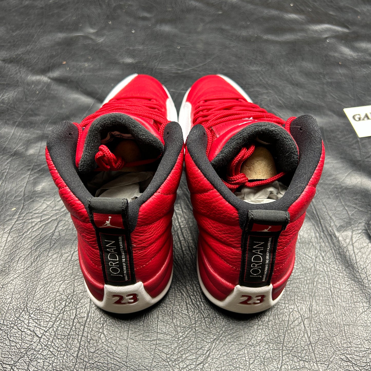 Jordan 12 Retro Gym Red (Pre-Owned) Size 8.5