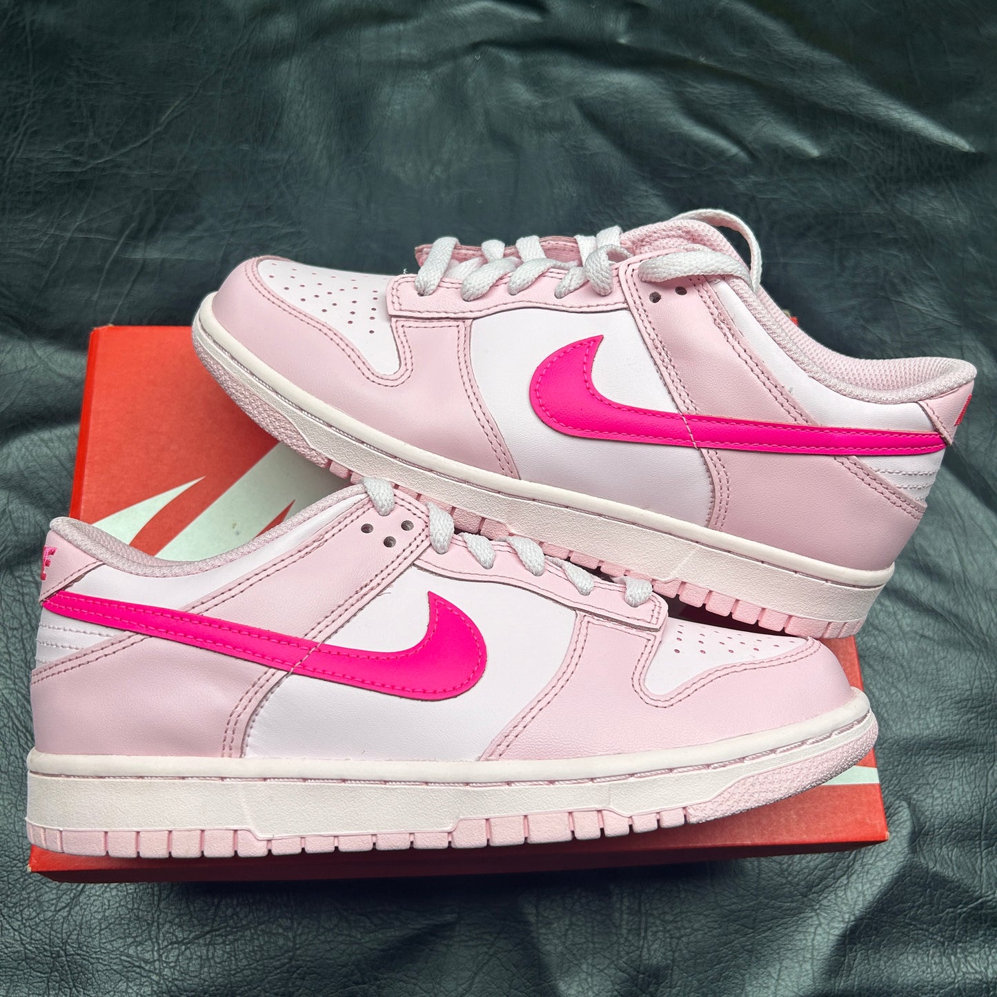 Nike Dunk Low Triple Pink (GS)