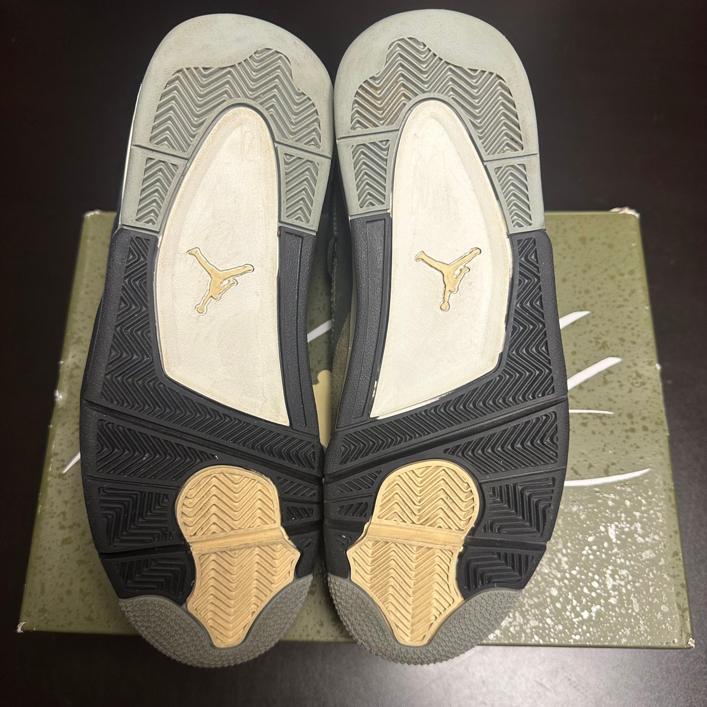 Jordan 4 Retro Craft Olive (Pre-Owned) (10)