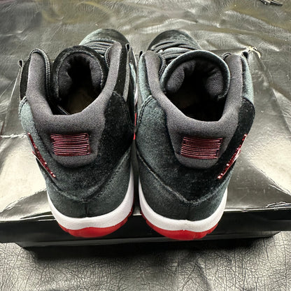 Jordan 11 Retro Velvet Bred (W)