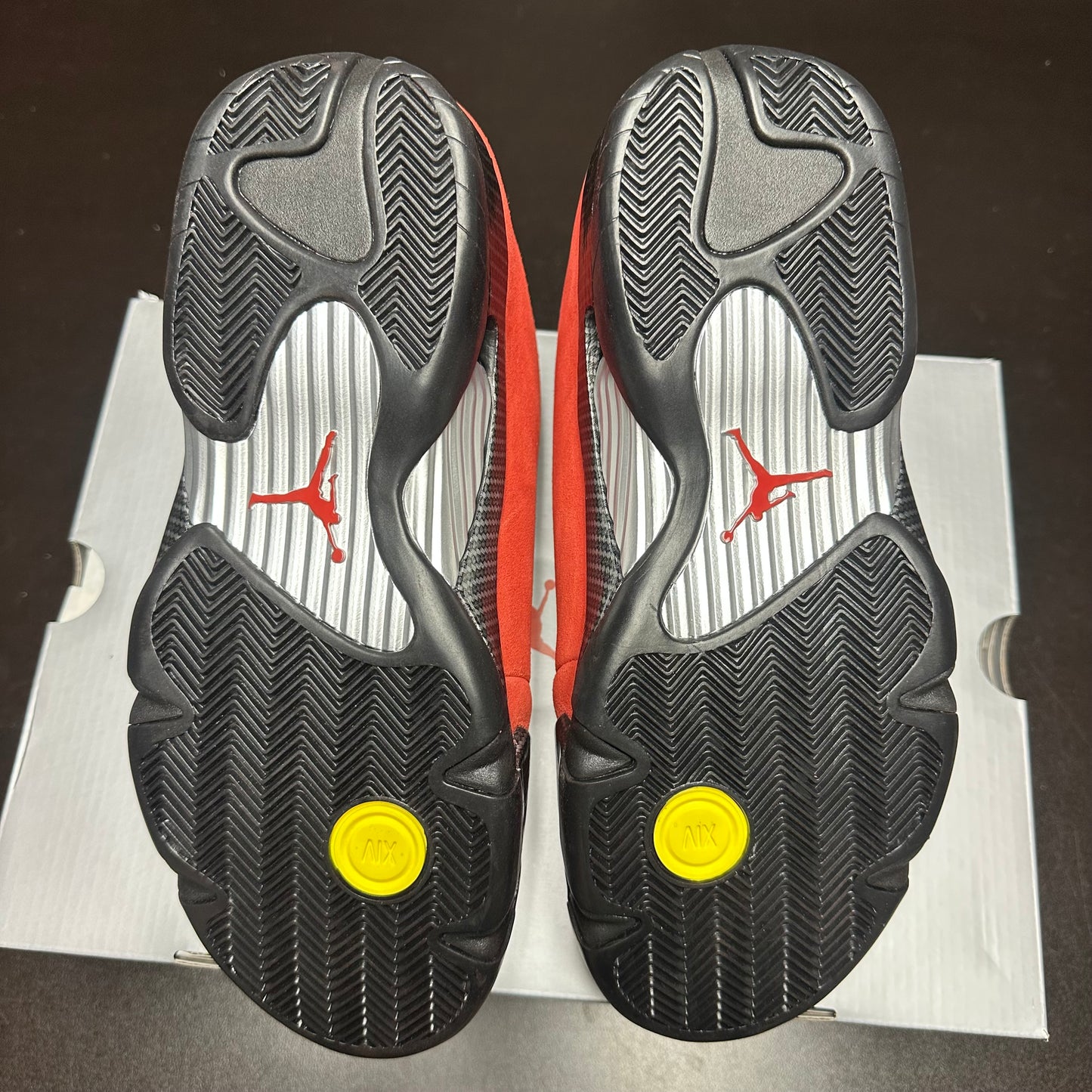 Jordan 14 Retro Ferrari