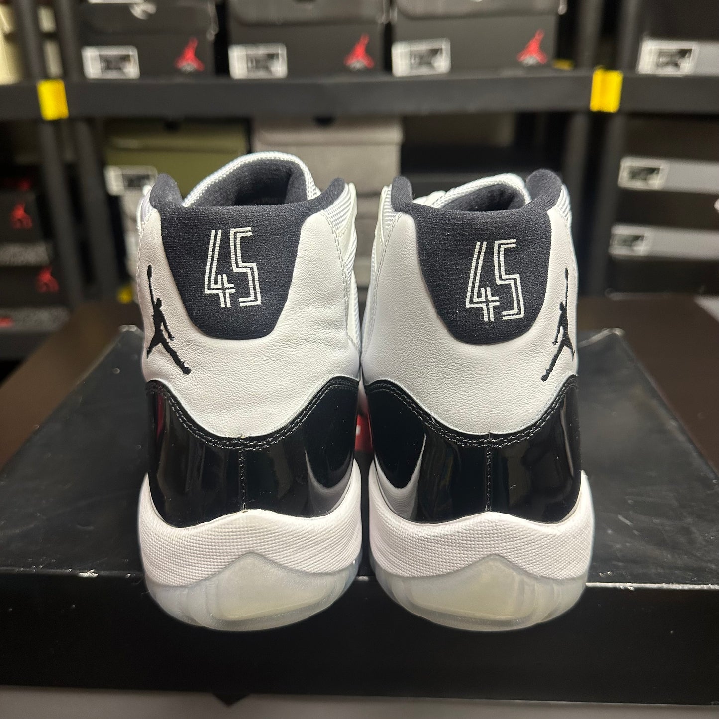 Jordan 11 Retro Concord