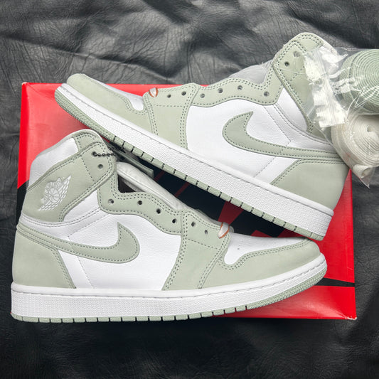 Jordan 1 Retro High Seafoam (W)