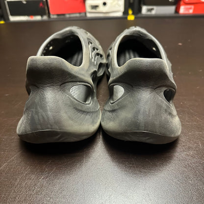 Yeezy Foam Runner Onyx (Pre-Owned) (12)