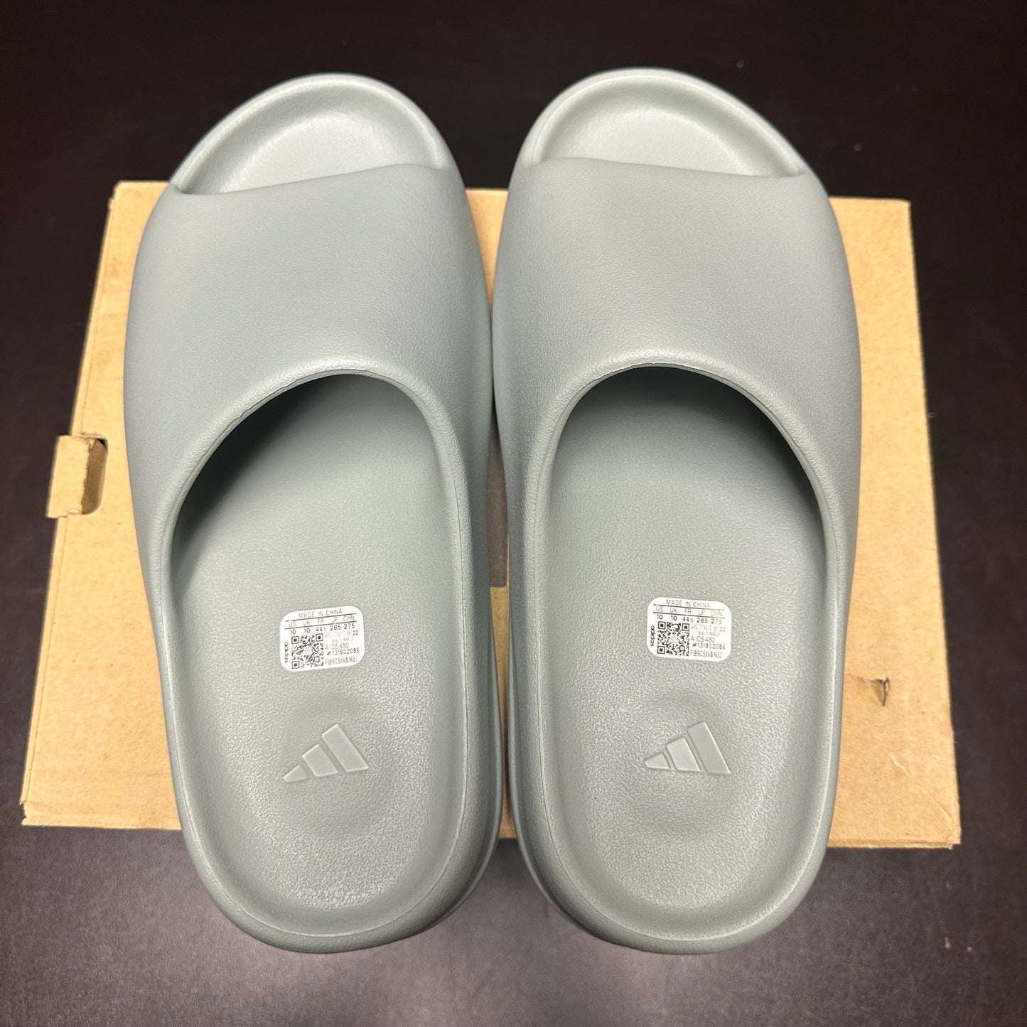 Yeezy Slide Salt