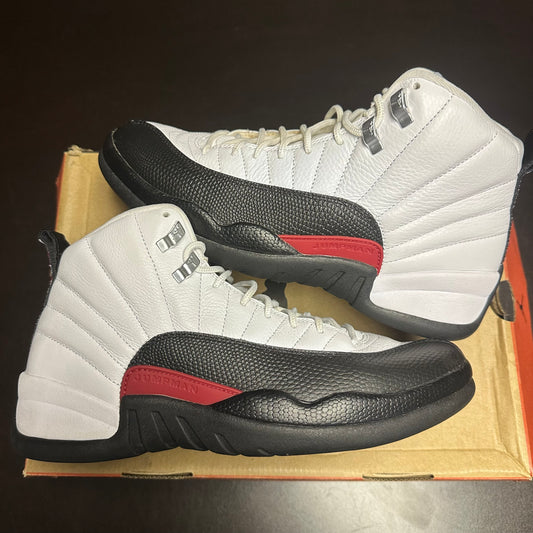 Jordan 12 Retro Taxi Flip (Pre-Owned) (9)