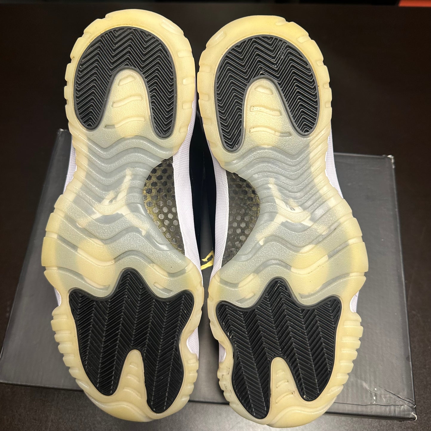 Jordan 11 Retro DMP Gratitude (Pre-Owned) (10.5)
