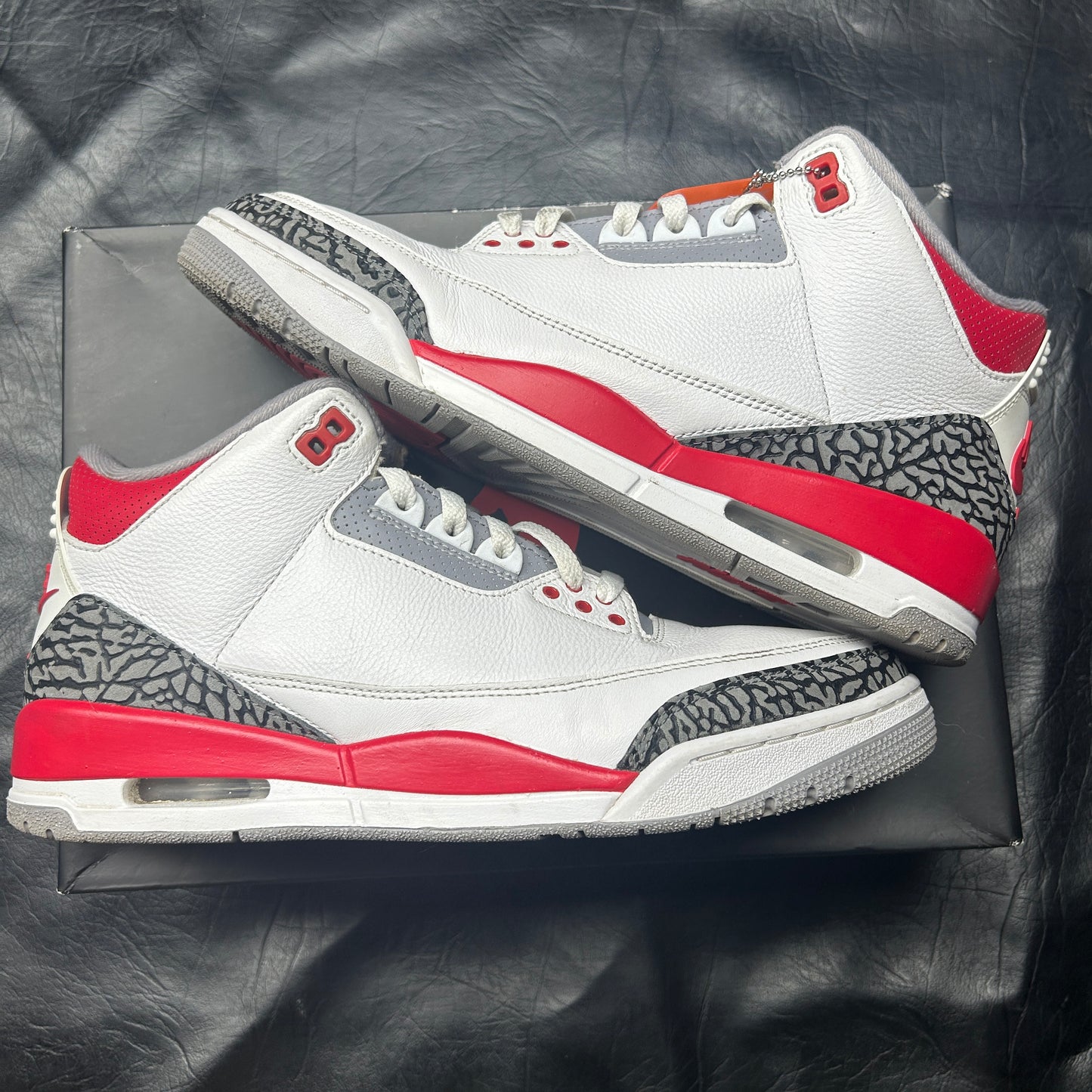 Jordan 3 Retro Fire Red 2022 (Pre-Owned) Size 11