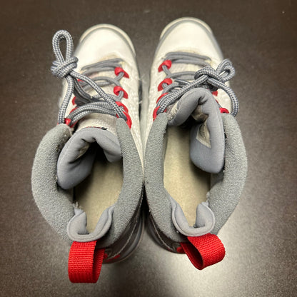 Jordan 9 Retro Fire Red (Pre-Owned) (5.5) *NO BOX*