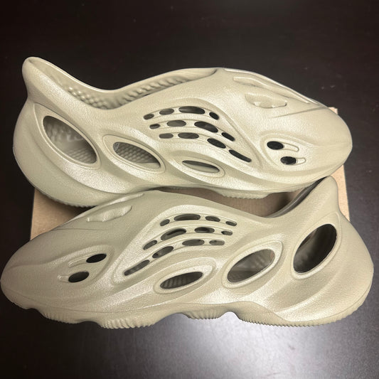 Yeezy Foam Runner Stone Salt