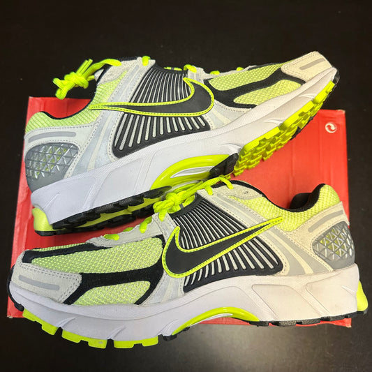 Nike Zoom Vomero 5 Life Lime *NO BOX LID*