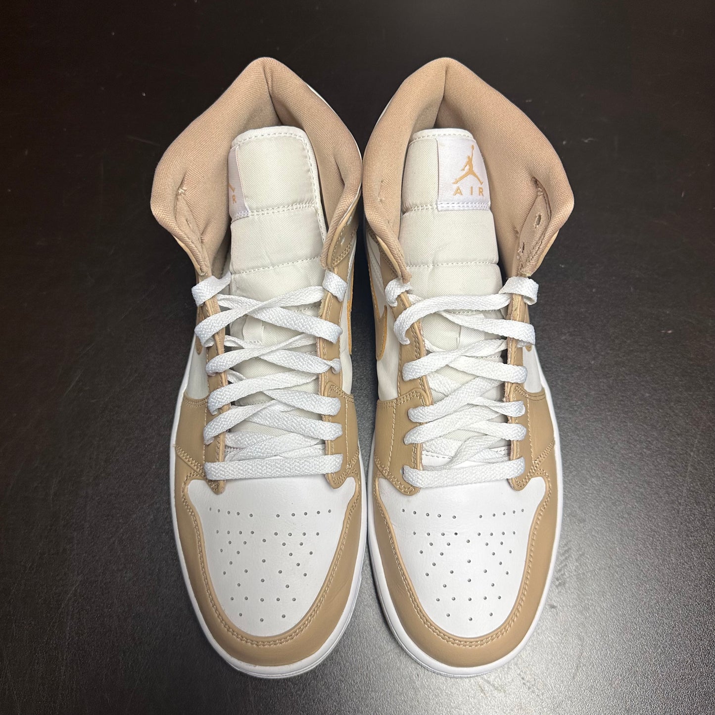 Jordan 1 Mid Tan Gum (Pre-Owned) (12) *NO BOX*