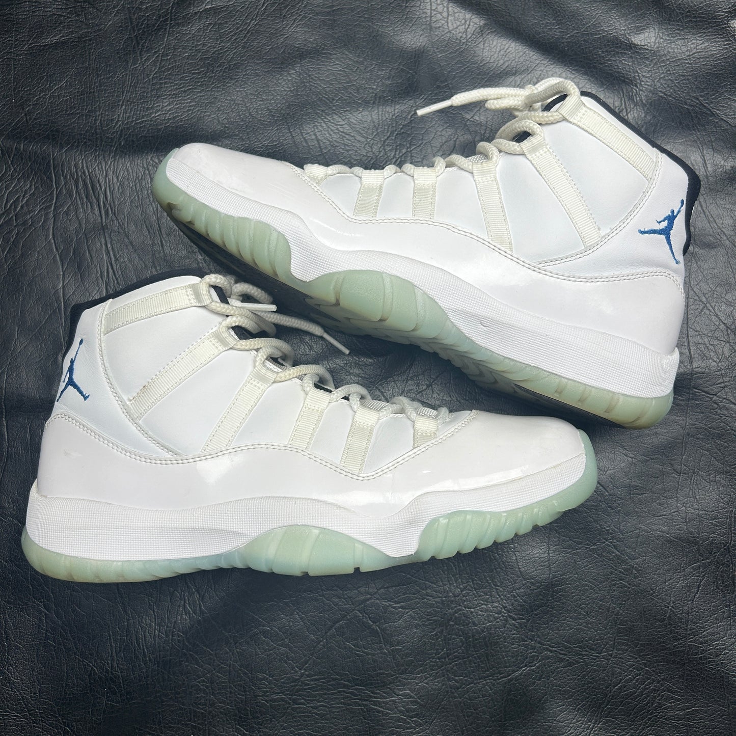 Jordan 11 Retro Legend Blue (2014) (Pre-Owned) Size 11.5