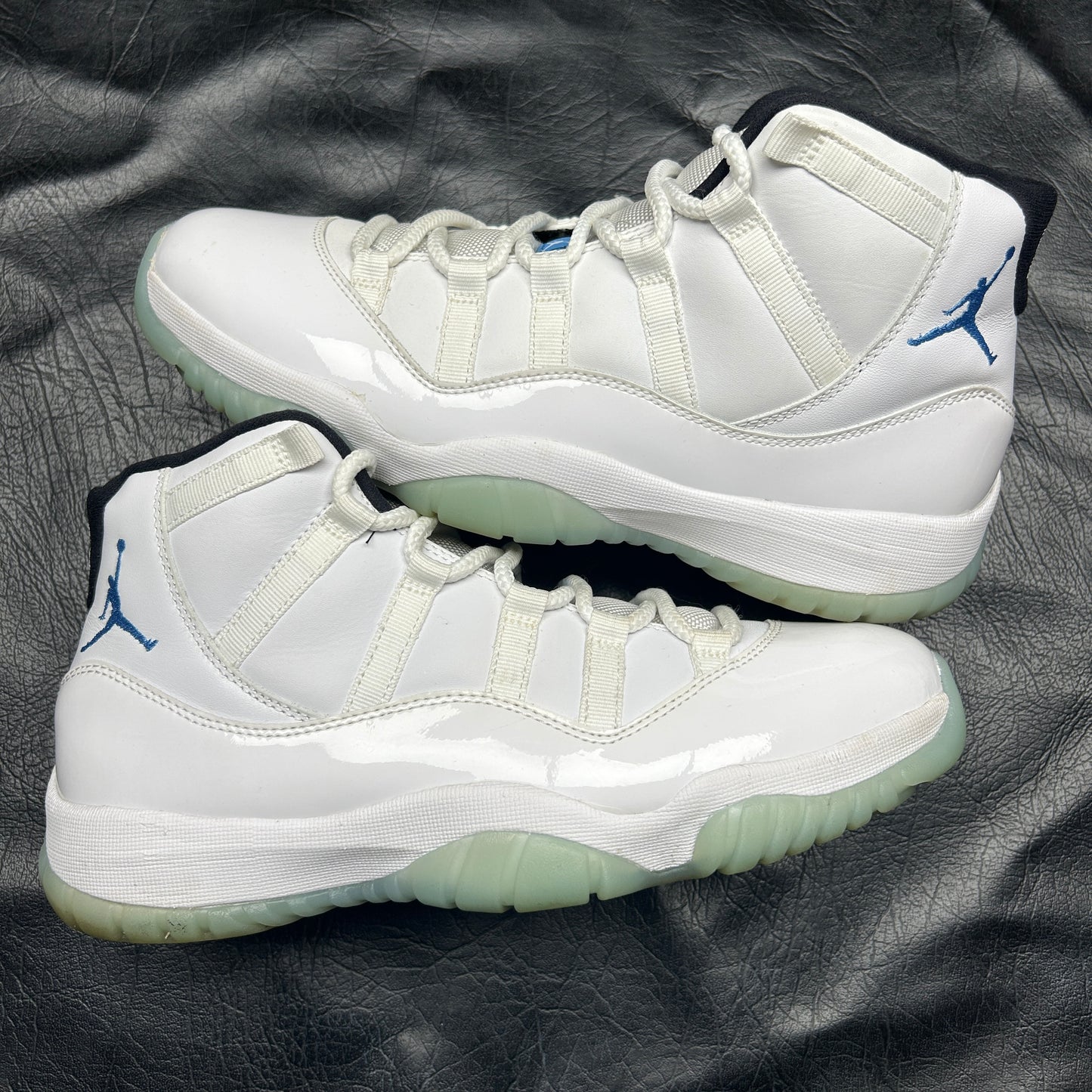 Jordan 11 Retro Legend Blue (Pre-Owned) (9.5)