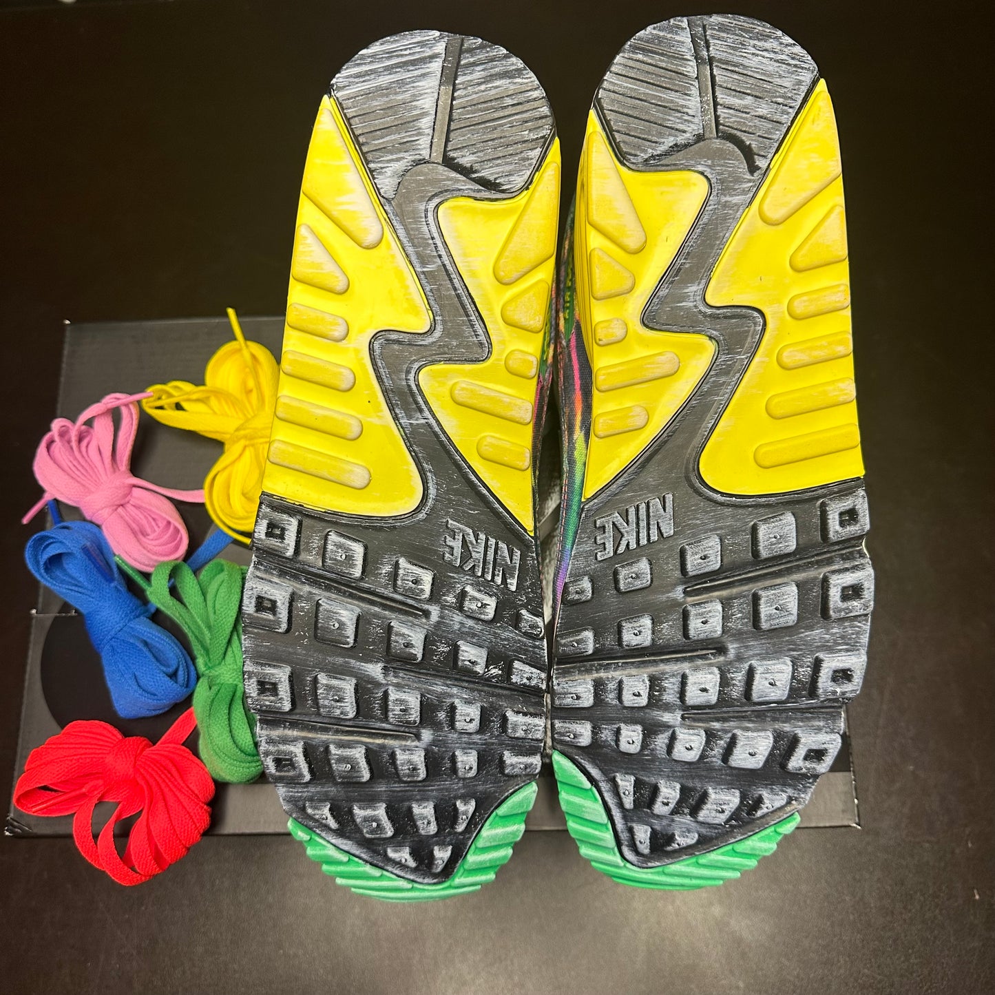 Nike Air Max 90 Grateful Dead Oregon Ducks