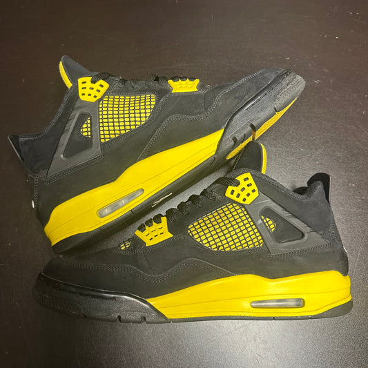 Jordan 4 Retro Thunder (Pre-Owned) (13) *NO BOX*