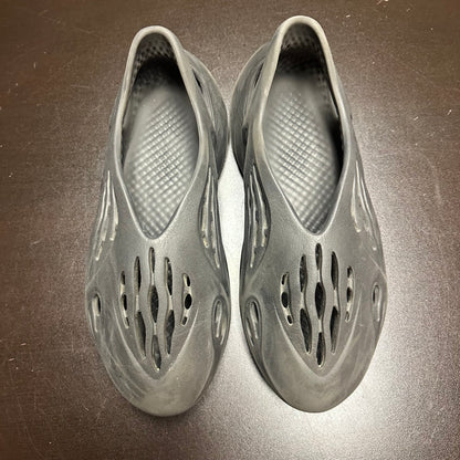 Yeezy Foam Runner Onyx (Pre-Owned) (12)