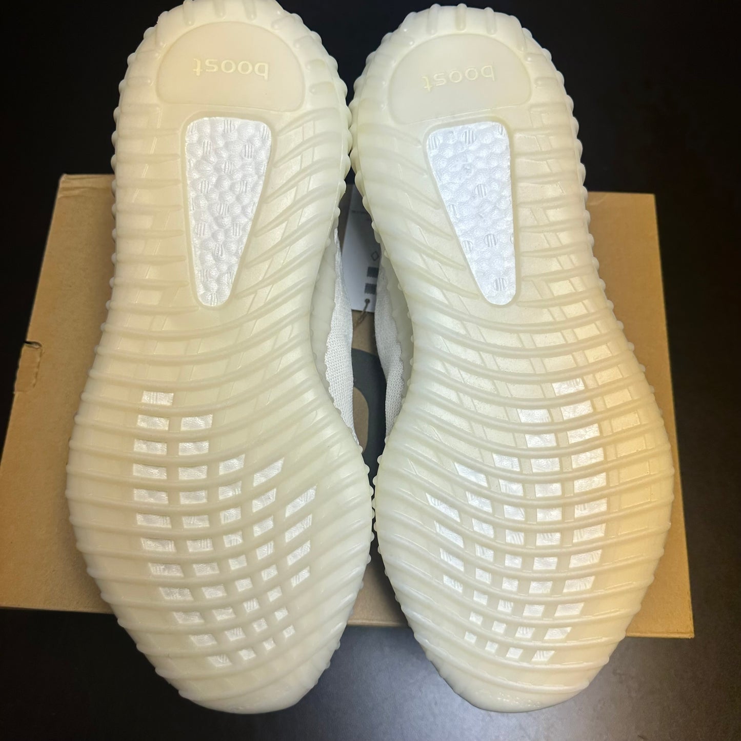 Yeezy Boost 350 V2 Bone