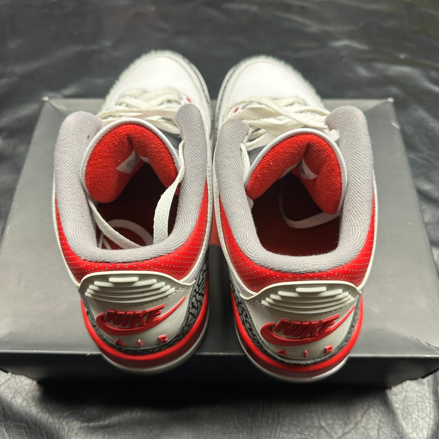 Jordan 3 Retro Fire Red (Pre-Owned) (10.5)