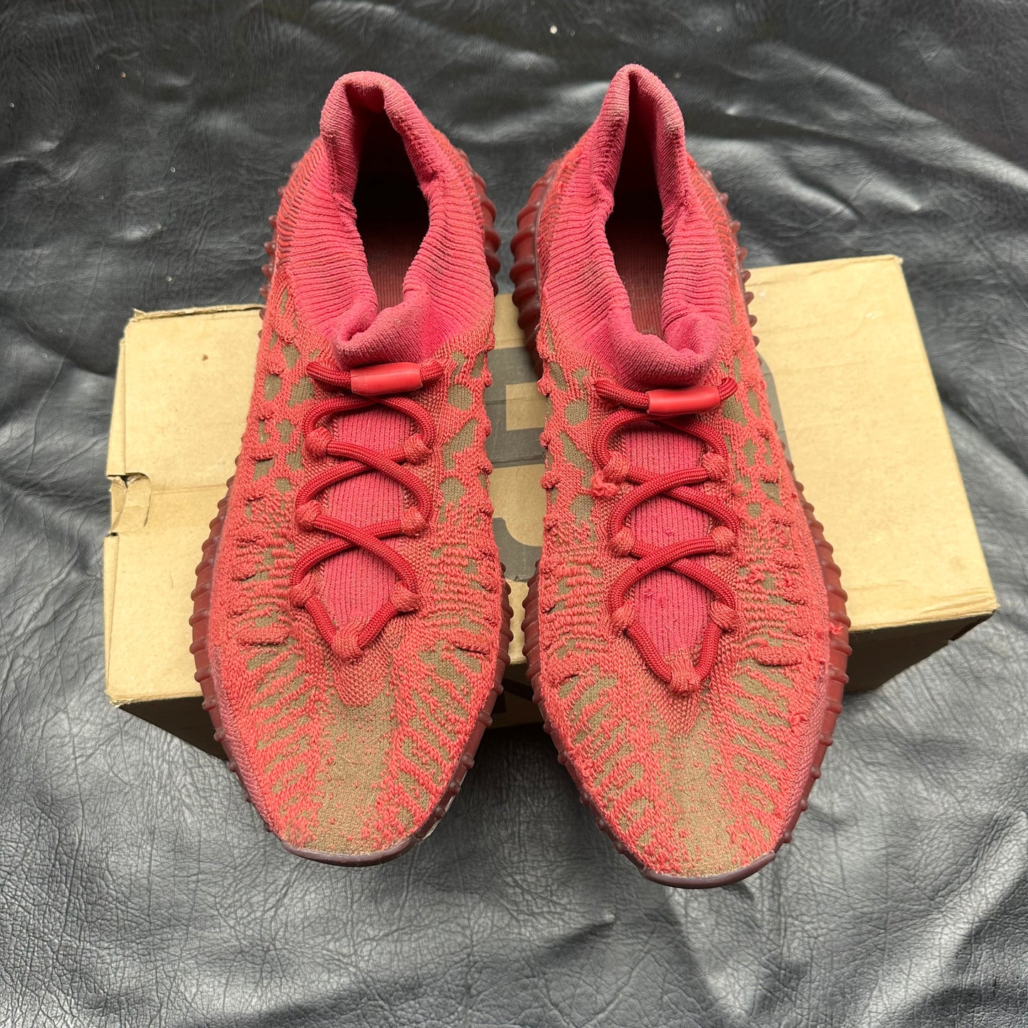 Yeezy 350 V2 CMPCT Slate Red (Pre-Owned) (10.5)