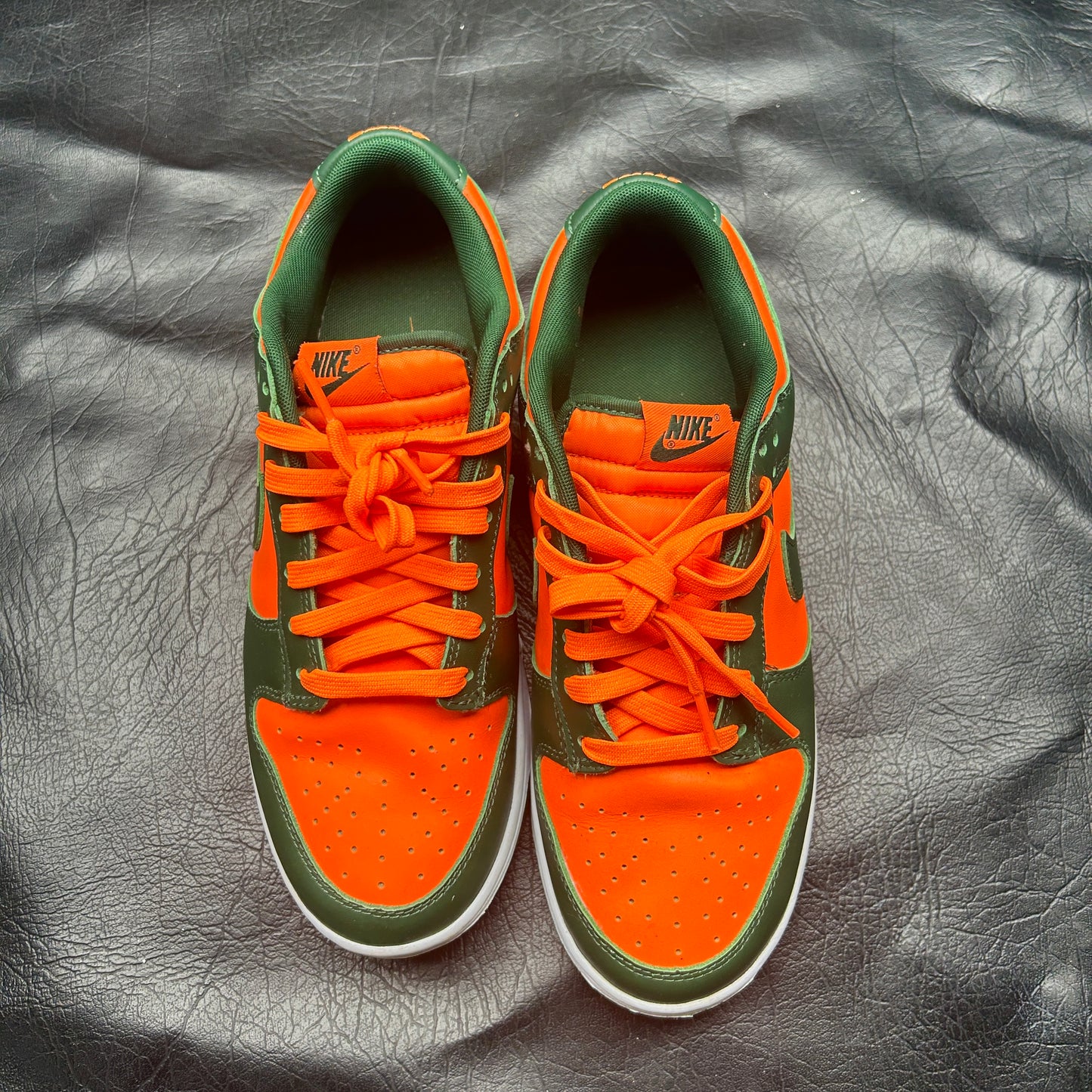 Nike Dunk Low Miami Hurricanes (Pre-Owned) Size 9