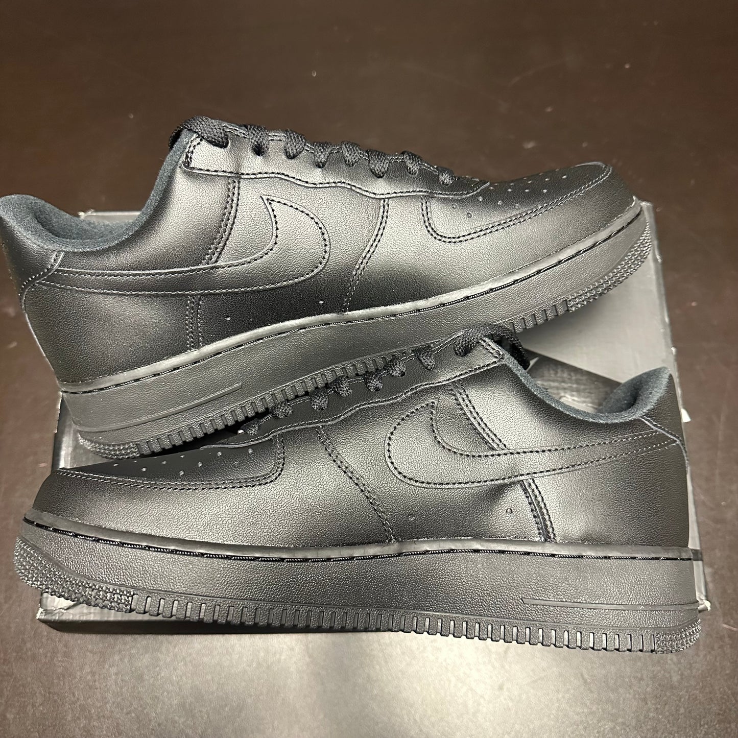 Nike Air Force 1 Supreme Black