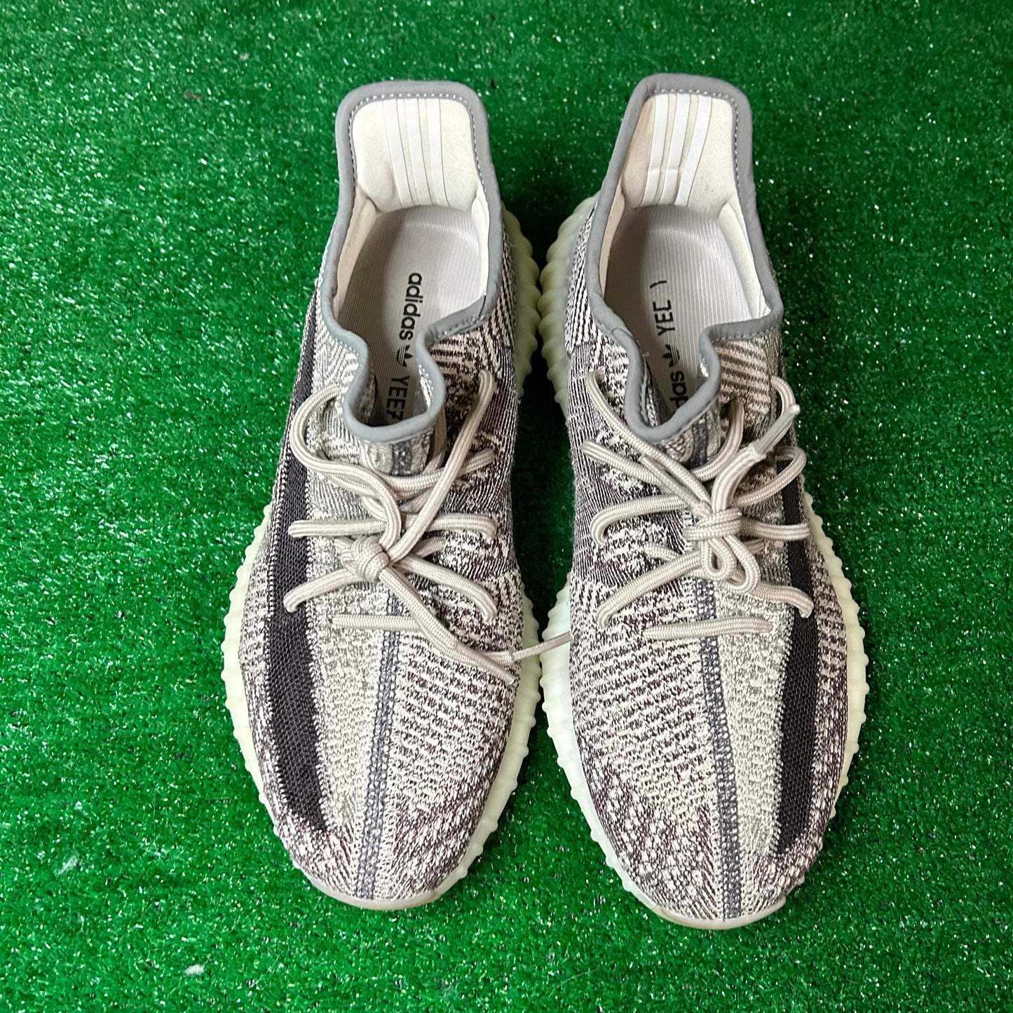 Yeezy Boost 350 V2 Zyon (Pre-Owned)