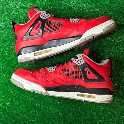 Jordan 4 Retro Toro Bravo (Pre-Owned)